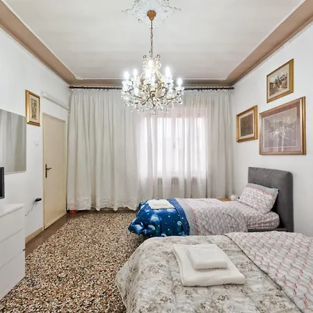 Santa Marina Venice Местре